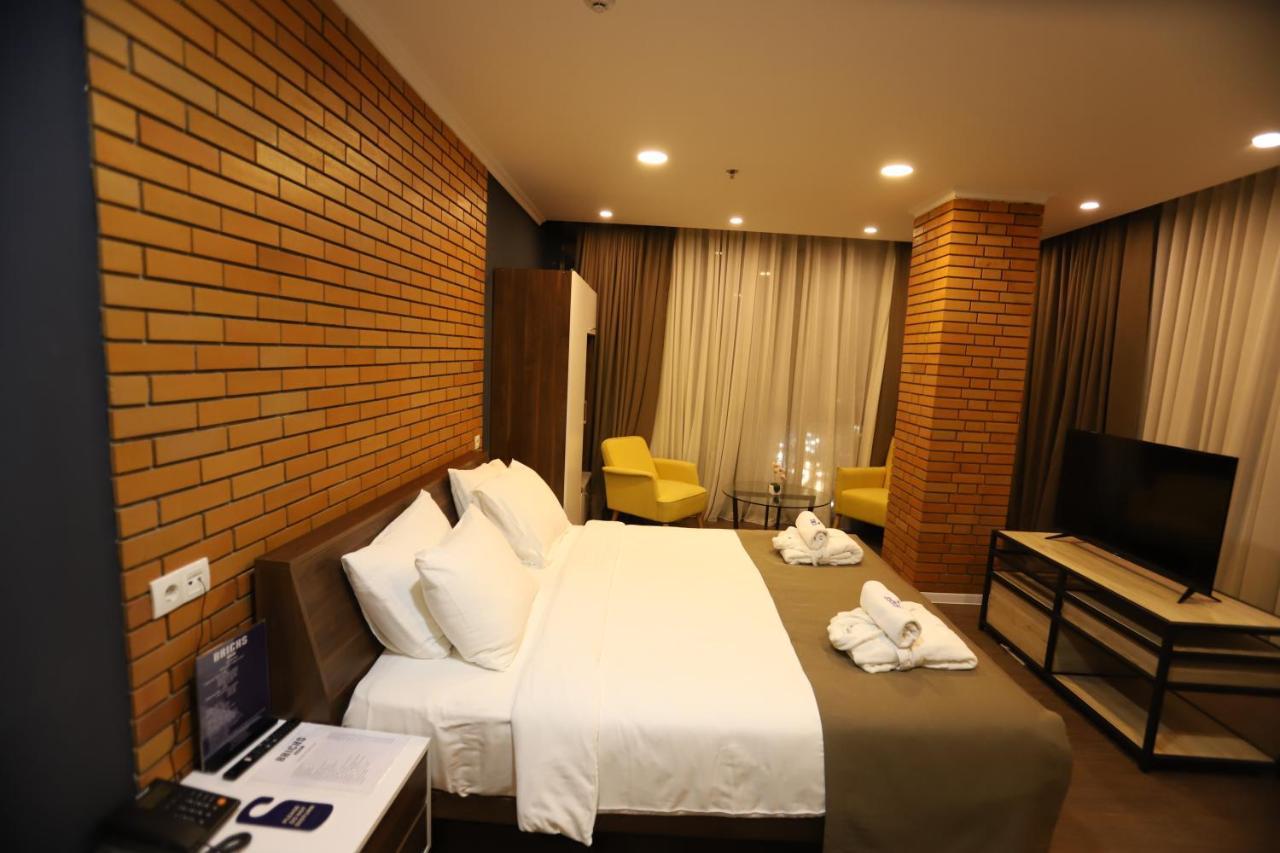 Bricks Hotel Tbilisi Exterior foto